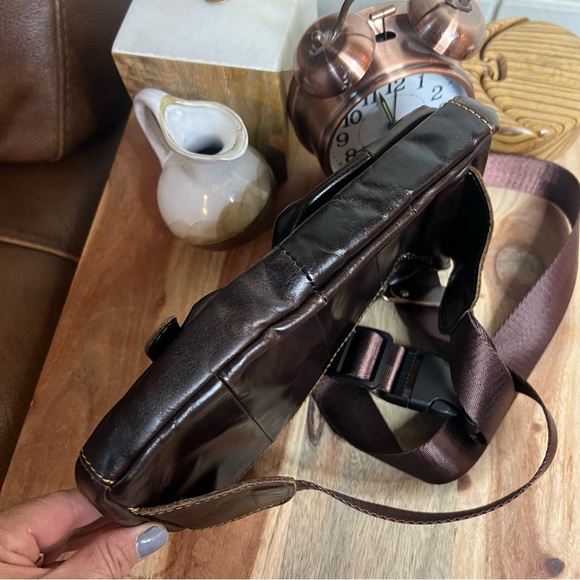 Genuine Leather Artesian crafted belt bag. Chocolate Brown. NEW - Picture 7 of 10